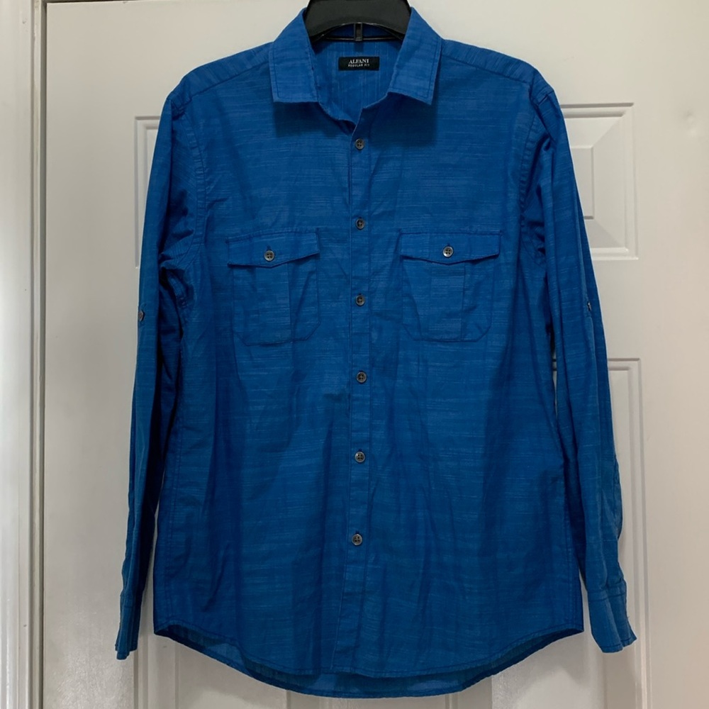 3/$15 men's Alfani cotton blend size medium button down shirt